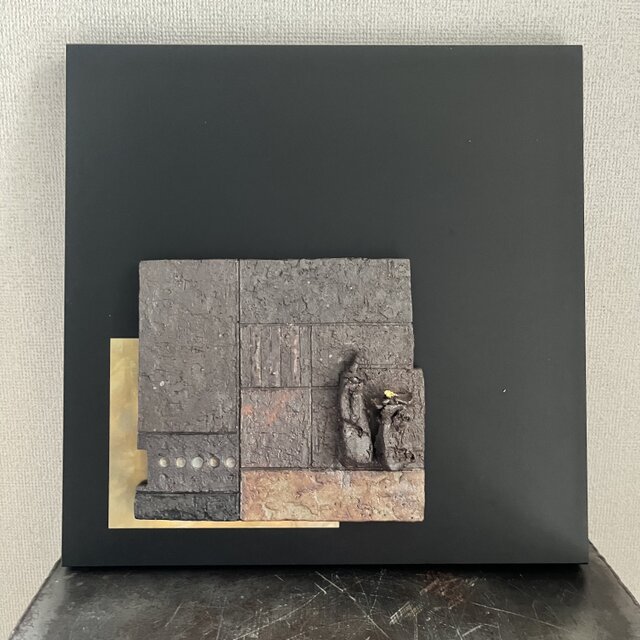 雛　焼締&灰志野＆黒釉&真鍮　陶額(大)  No.14(on sale)