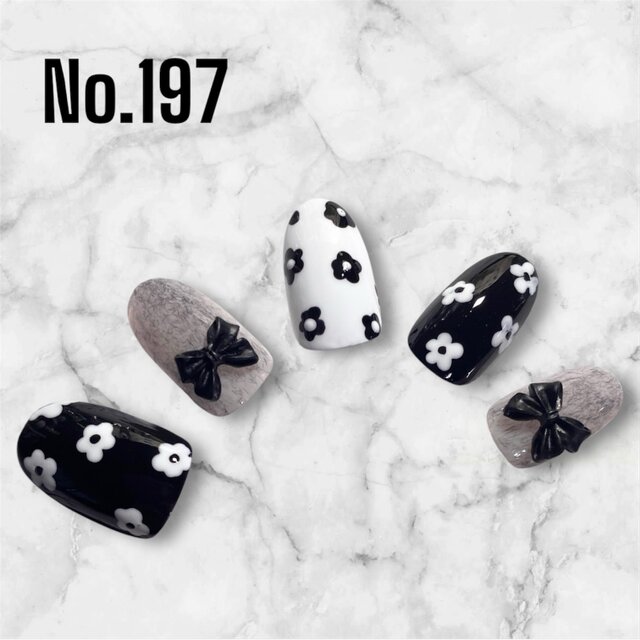 【No.037】ネイルチップ♡ツイード♡黒ネイル♡埋めつくしネイル♡リボンネイル 黒 ブラック ハート フレンチ リボン ネイルチップ ネイルチップ（つけ