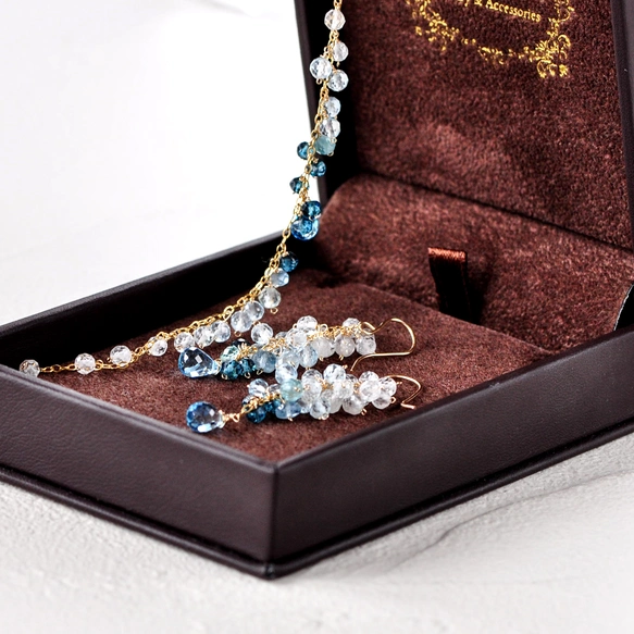 【定価6.5万】☆ 天然 スイス ブルー トパーズ タンザナイト ピアス 揺れる なす どんぐり 福 ☆ [送料無料] 刻印有 PT900 18金 18K 天然 スイスブルートパーズ・6mm一粒 ピアス （Swiss Topaz Pierce