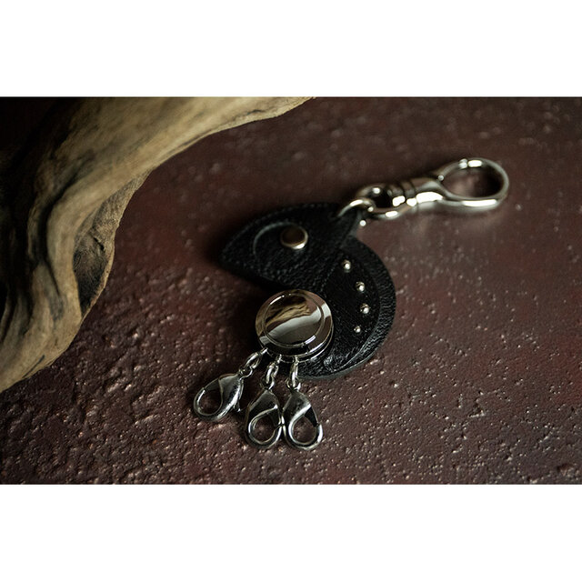 88色からオーダー可！！ カメレオン デザイン / ヤギ革 3連ロータリー