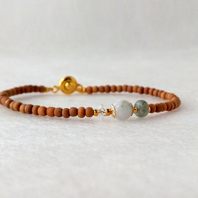 白檀ブレスレット　白翡翠＆モスアクアマリン【5月誕生石】