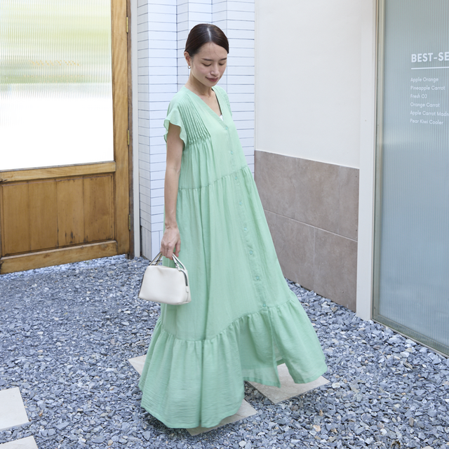 通気性&速乾性◎ ピンタックが柔らかさをプラス コットン 前開き 裾ティアードワンピース　マカロングリーン 0601Mint