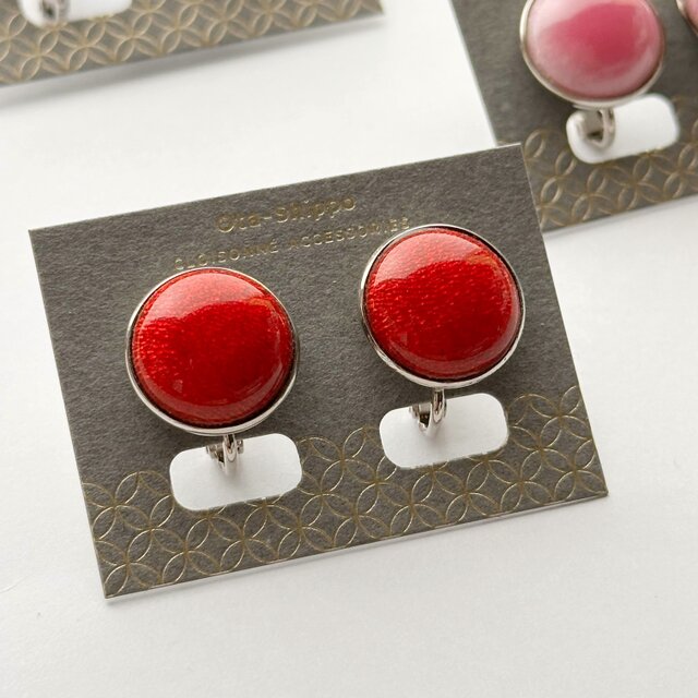 セピア（大）【Red】 七宝焼のイヤリング 純銀張七宝 | iichi 日々の