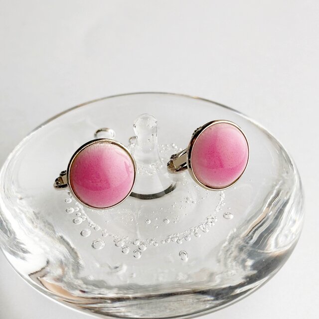 セピア（大）【Pink】 七宝焼のイヤリング 純銀張七宝