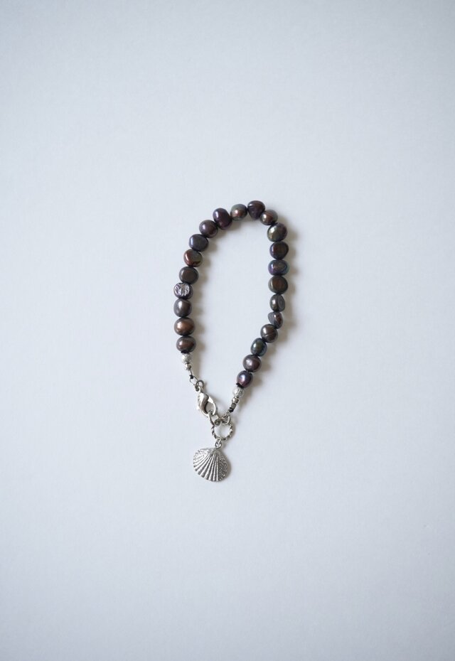 バイオジェニックジェムⅥ ~ブラックバロックパールのブレスレット