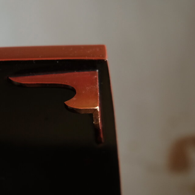 黒に金の菖蒲◇古輪島塗 漆塗脚付き膳 盆 骨董・antiques 古美術 工芸