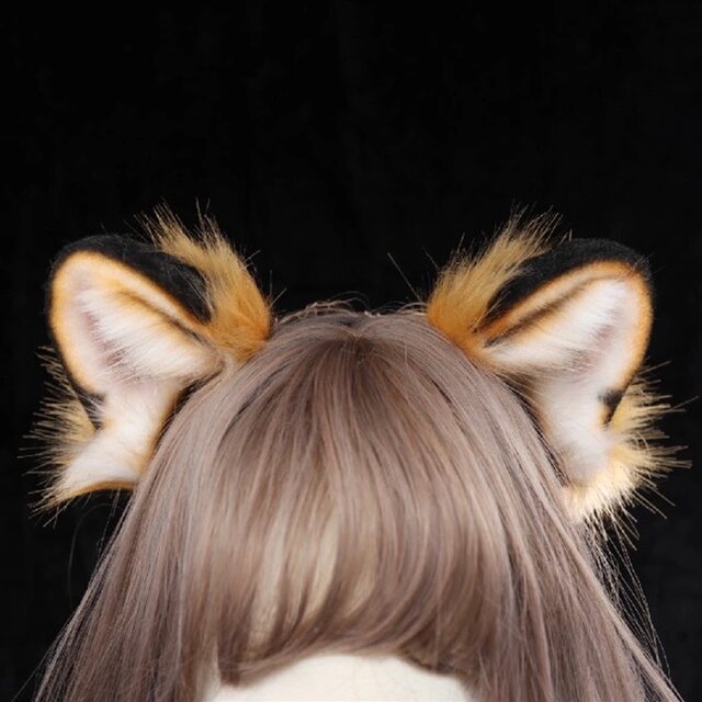 【受注生産】虎の耳カチューシャ 手作 リアルな毛皮のような ヘアアクセサリー シミュレーション 動物の耳 ロリータ