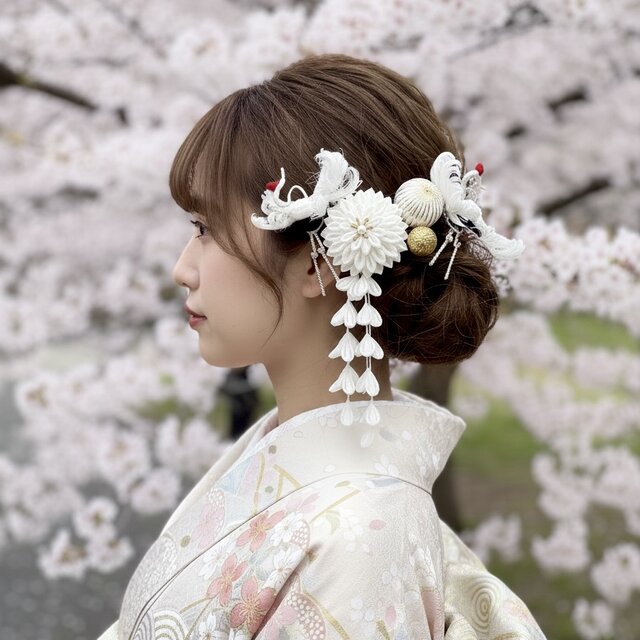 つまみ細工髪飾り 成人式 和婚 結婚式 卒業式 七五三 和装 白無垢 振袖