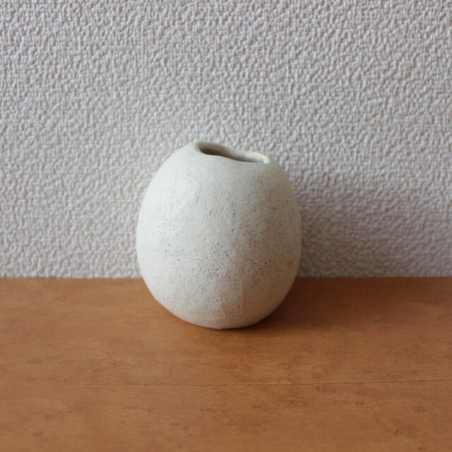 揺ら 花器 白 顔料黒 地シリーズ