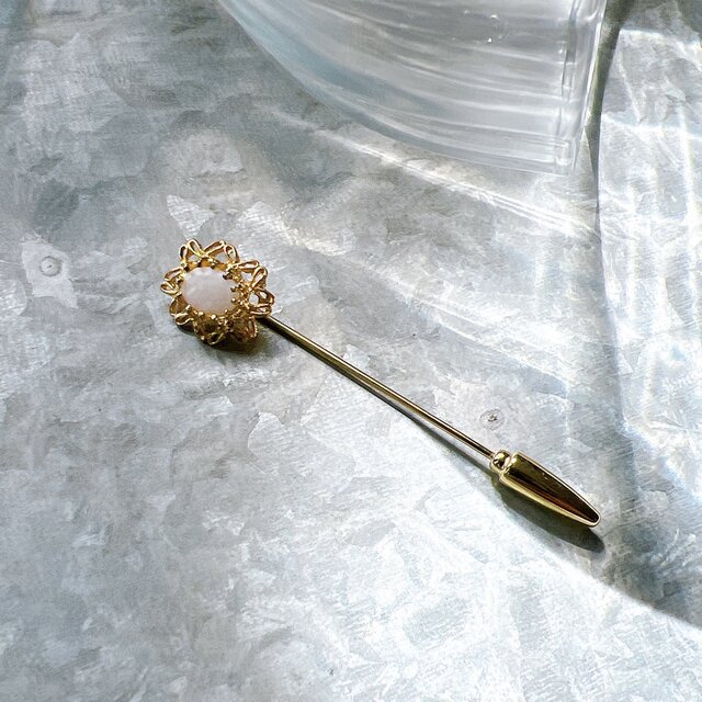 SC131-ヴィンテージブローチ U.S.A. Translucent Glass Cabochon Gold Tone