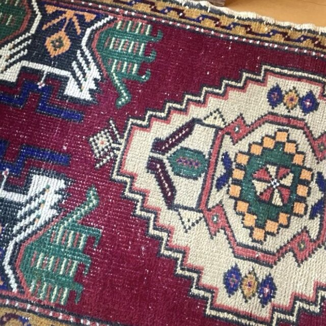 50-53×102 バーガンディ×グリーンメダリオントルコヴィンテージラグ