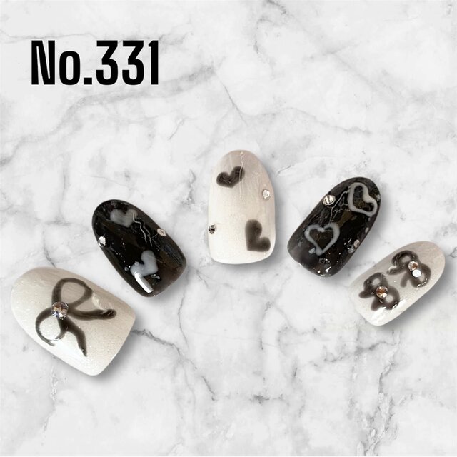 モノトーンハート ネイルチップ モノトーン】 ハート‪‪❤︎‬ネイル‬