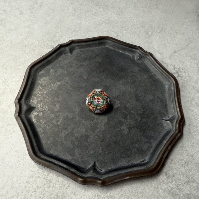 184 ヴィンテージ　ミルフラワー・モザイク – 八角の小さな宝石箱