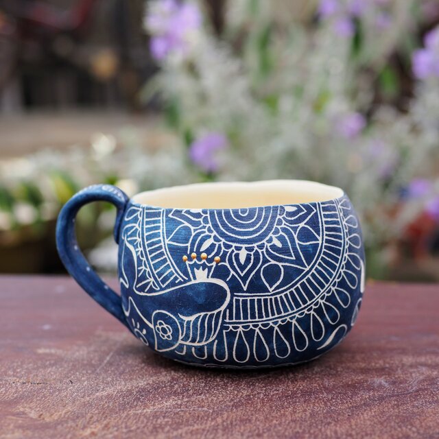 青いマグカップ（中6）