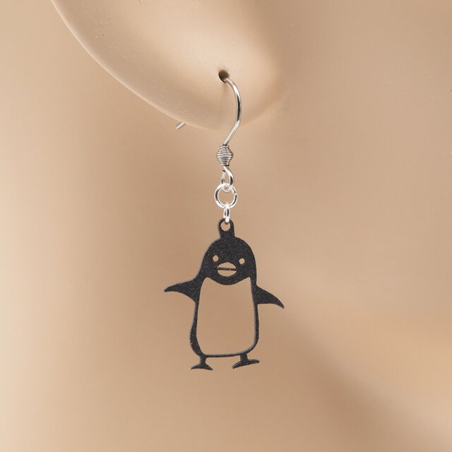 空腹ペンギン Ω 耳もココロも軽やかに Ω ピアス Ω イヤリング