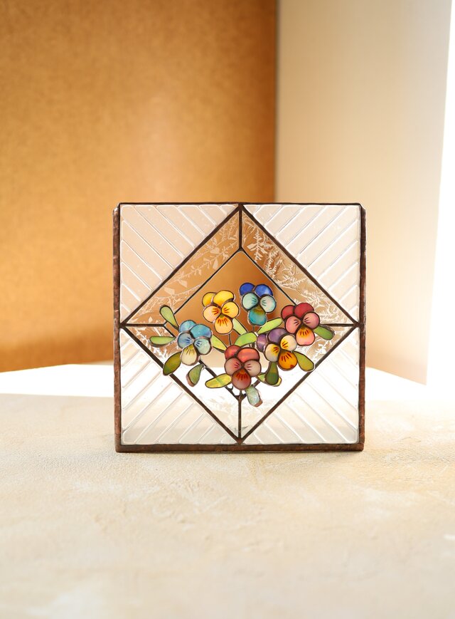 ビオラ／額装 ✣ ＜ステンドグラス＞