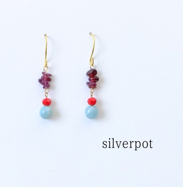 G49【１月の誕生石ガーネット】とアマゾナイトのピアス（パーツ変更可能）