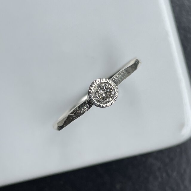 ソルト＆ペッパー　グレー　ダイヤモンド　0.15ct　3.5㎜　シルバーSV925リング