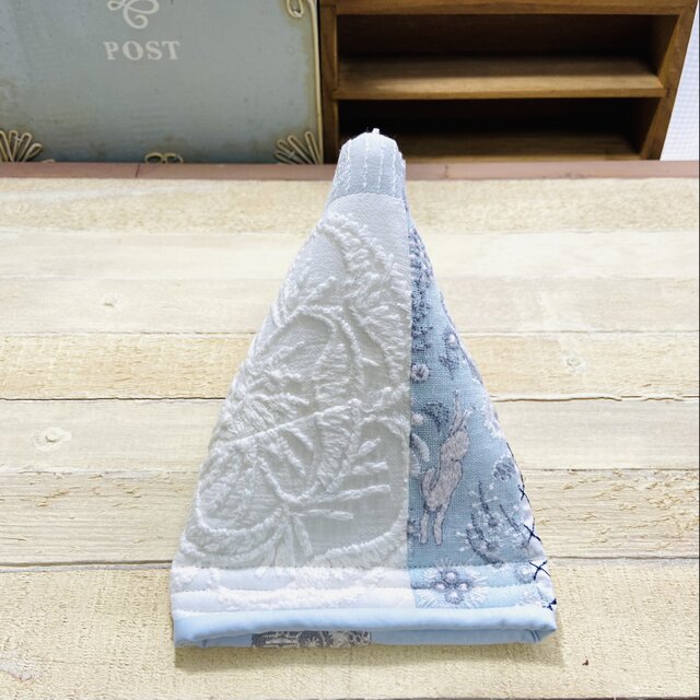 z369⚫︎スマホスタンド＆ポーチ （ミナペルホネン刺繍生地使用