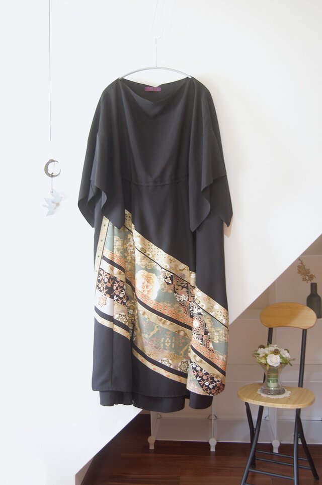 展示品 宝相華文様の留袖ドレス＊ダブルスカート 着物リメイク | iichi 