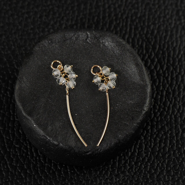 #1045WH ホワイトトパーズ　カーブバー　K10チェーンチャーム