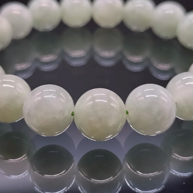 翡翠(ヒスイ)・10mm・【5A・高品質】ブレスレット | iichi 日々の