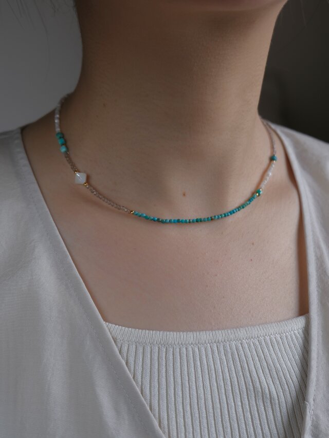 ターコイズ・コーラル・マザーオブパール ペンダント sturquoise ＆mother of pearl necklace：天然石ターコイズ
