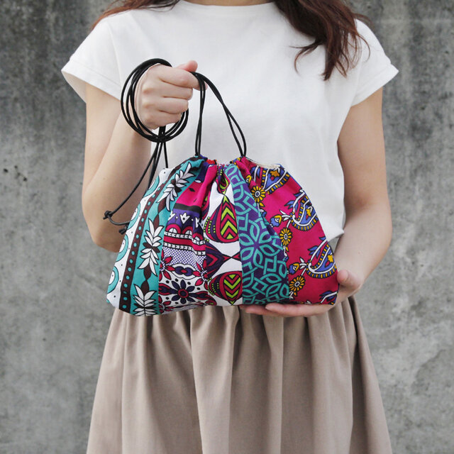アフリカ布の巾着ショルダー（パッチワーク）斜めがけ たすき掛け インナーバッグ