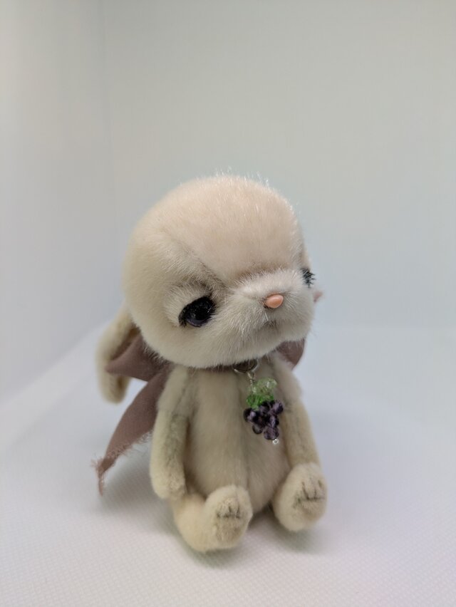 ミニチュア アンティーク風 ウサギのぬいぐるみ Junko Fujinami