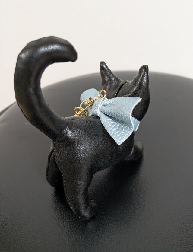 ぬいぐるみ☆キーホルダー☆ねこ☆合皮レザー☆黒×ライトブルー
