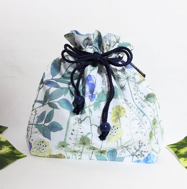 リバティイルマブルーの巾着袋