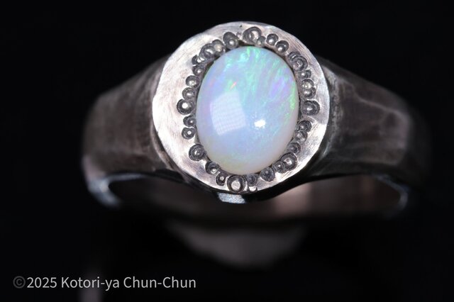 オパール シルバーリング シグネットリングシリーズ】オーストラリア産蛍光オパール・シルバー