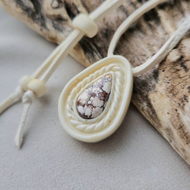 鹿の角 ワイルドホースのペンダント #8