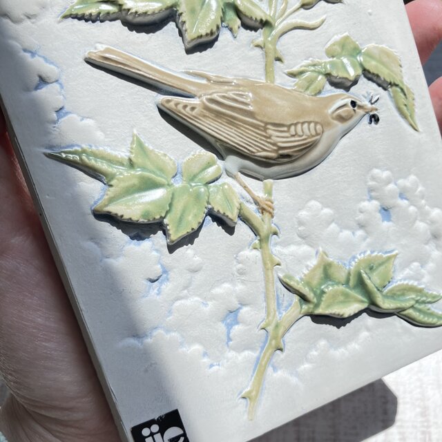 北欧＊鳥と花の美しい陶板アート／壁飾り／ジィガントフタ／Jie