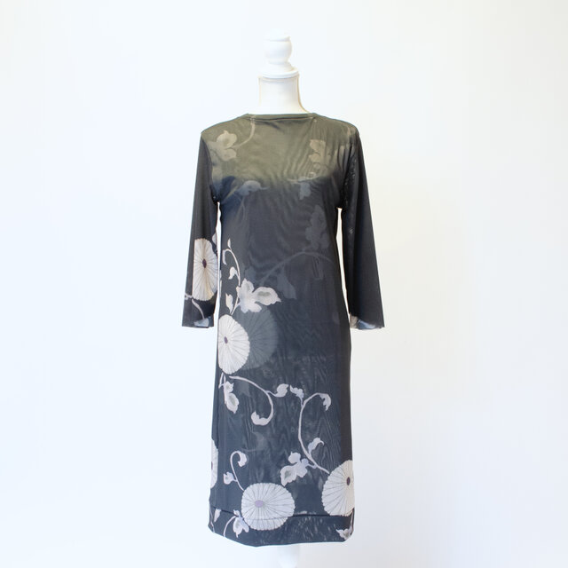 【完成品】O4 菊咲月の蔦 もみじ ワンピース