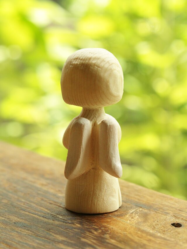 木彫り 天使 ② | iichi 日々の暮らしを心地よくするハンドメイドや