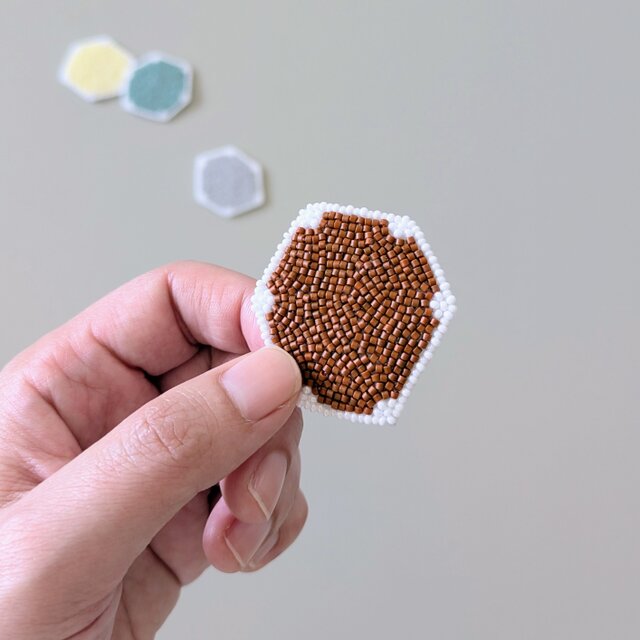 monolog 星屑ブローチ typeC TERRACOTA