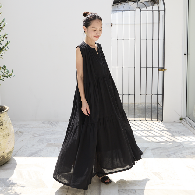 ヌキテパ 上品ピンタックドットティアード長袖ワンピース バックギャザー 黒 ヌキテパ 上品ピンタックドットティアード長袖ワンピース バック