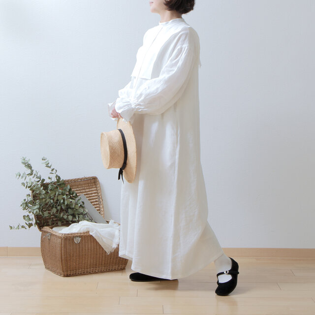 極美品＊ラボレイトリー リネン 長袖シャツワンピース ギャザー ホワイト　白 極美品＊ラボレイトリー リネン 長袖シャツワンピース ギャザー