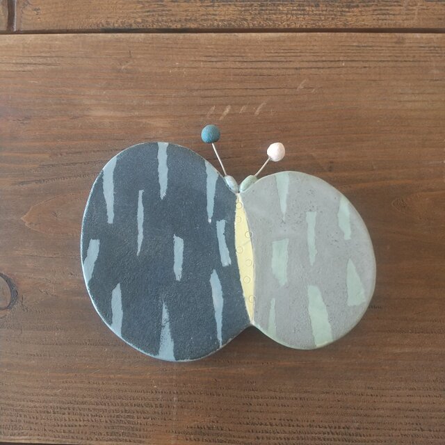 壁掛けの花器②