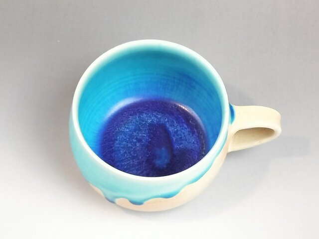 トルコ青カップ(薪窯) | iichi 日々の暮らしを心地よくする