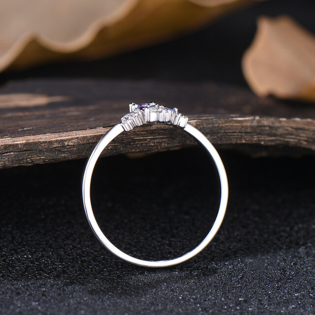 6月の誕生石カラーチェンジアレキサンドライトアニバーサリープロミス