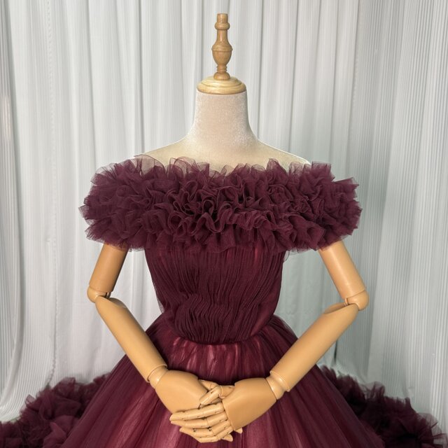 人気上昇！カラードレス ボルドー色 取り外しオフショルダー ラッフル