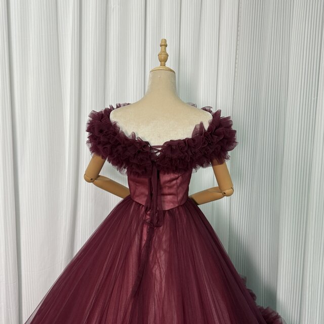 人気上昇！カラードレス ボルドー色 取り外しオフショルダー ラッフル