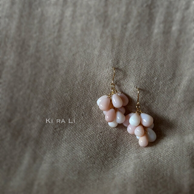 送料無料 1点のみ 14KGF ピンクオパールのふさふさピアス（イヤリング）