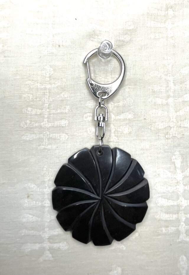 水牛角のキーホルダー(ナスカン)10Ｎ