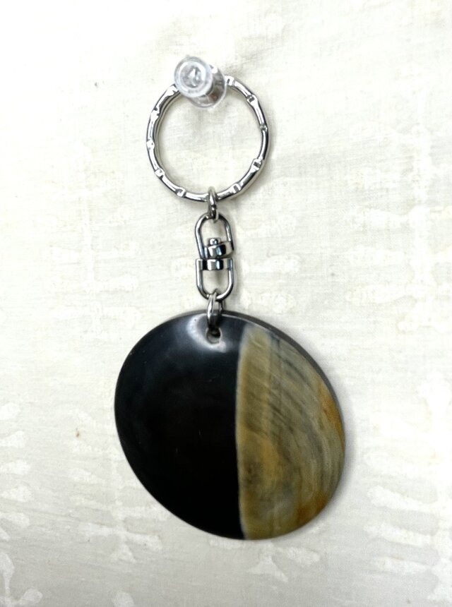 水牛角のキーホルダー(キーリング)4Ｋ