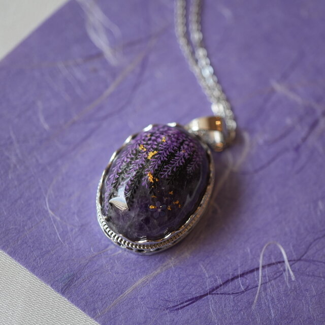 天然石アメジストと藤　金箔のペンダント ネックレス 金箔 24K
