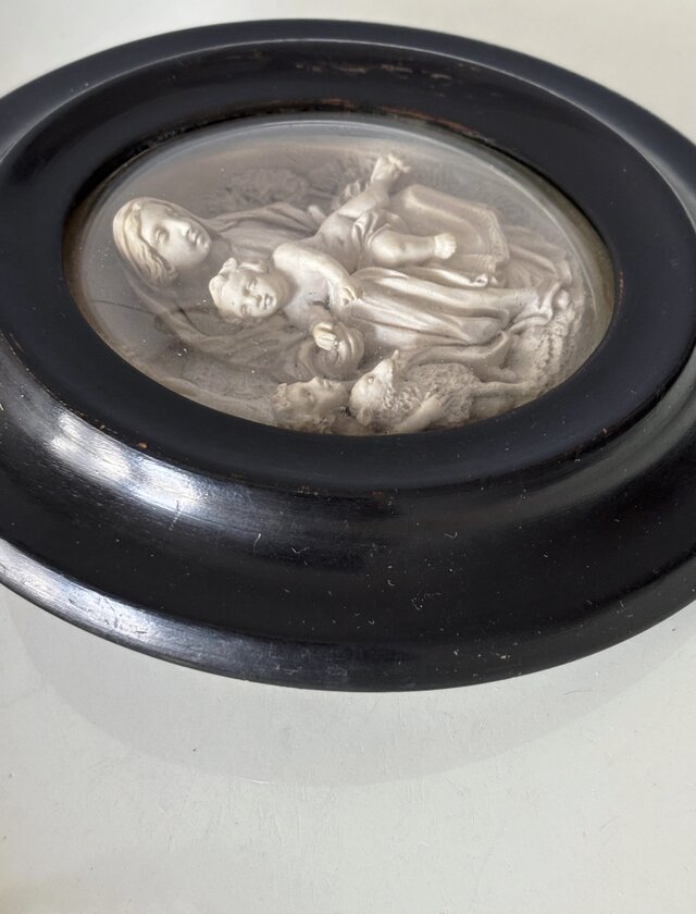 19世紀 聖母子と洗礼者ヨハネ メダイヨン 額装品 h14.5cm