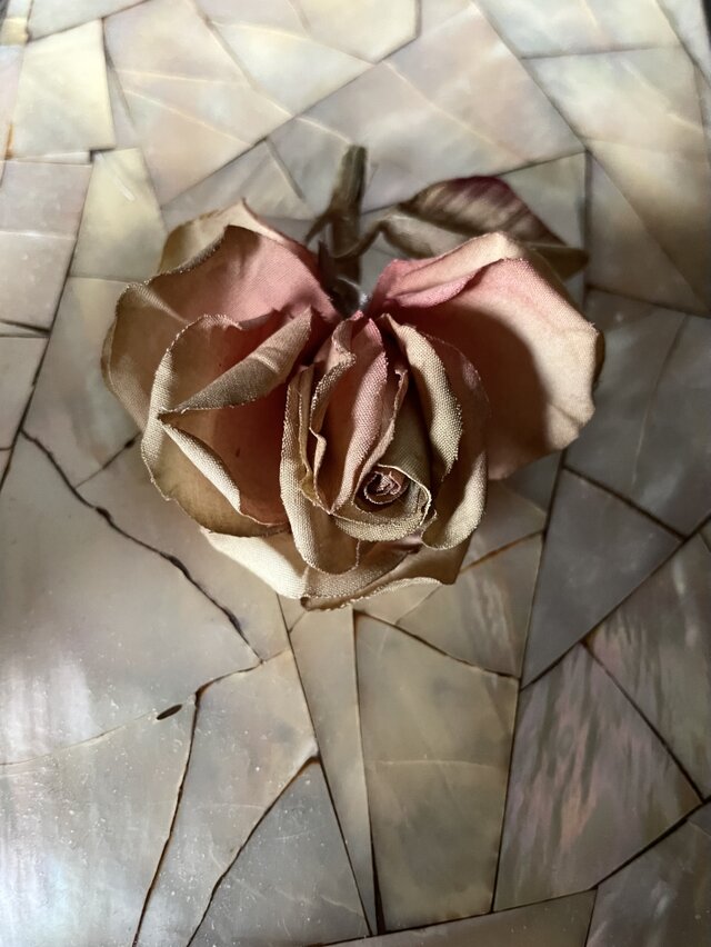 手染めの『木綿のばら』suMire-bouquet布花コサージュ | iichi 日々の